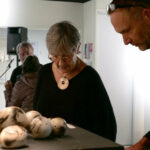 Photo du vernissage de l'exposition Alchimie de la terre